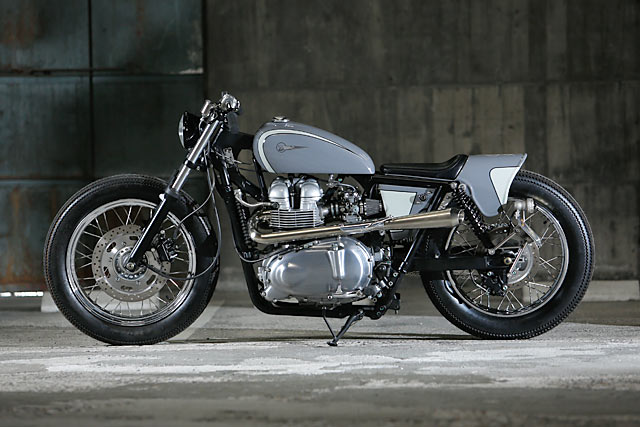 GETTIN’ HEI. A Triumph Bonneville Bobber from Japan’s Heiwa Motorcycles