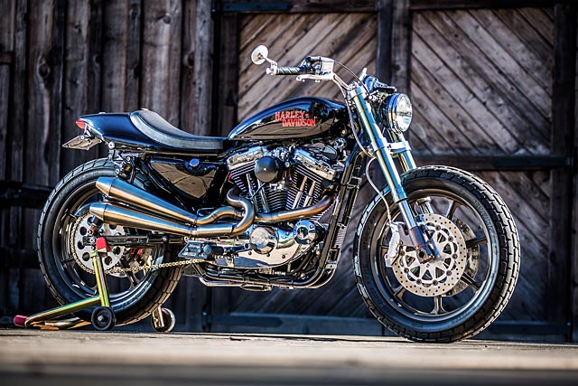 MIDNIGHT EXPRESS. Mule Motorcycles’ Mean Harley Sportster Street Tracker