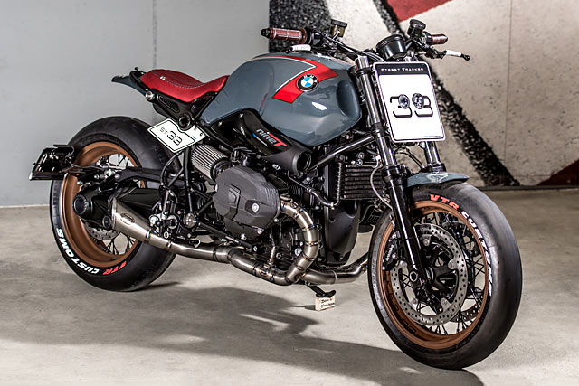 PURE AT HEART. The ‘ST33’ BMW R NineT Street Tracker from VTR Customs