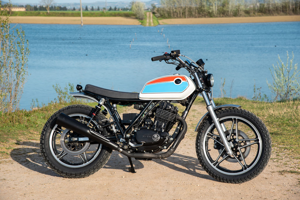 THUMPING TRACKER: Honda Ascot FT500 by Ludwig Motorcycles.