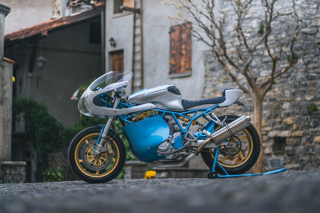 IL DUCA: Ducati 900SS by GDesign.